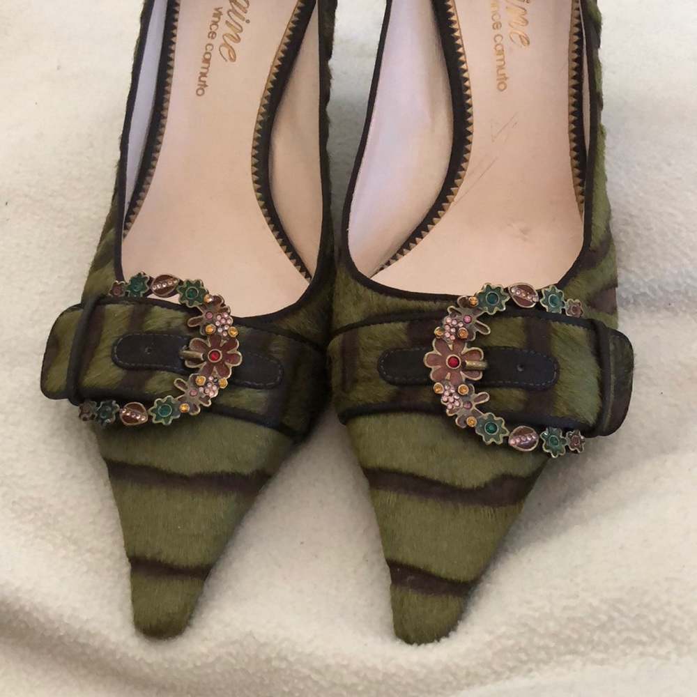 Vince Camuto Tiger Hair Pumps 💥